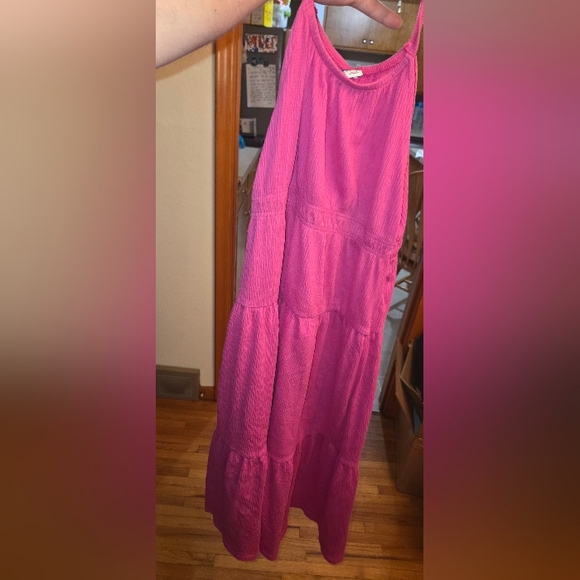 Old Navy Vibrant Pink Maxi Dress. Girls XL $25.00 - Picture 1 of 3